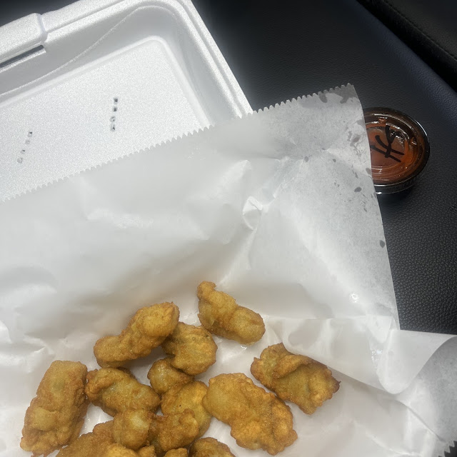 1 Pint of Fried Oysters