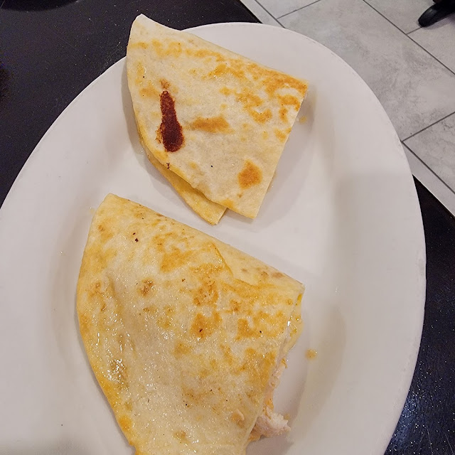 Quesadilla Monterey