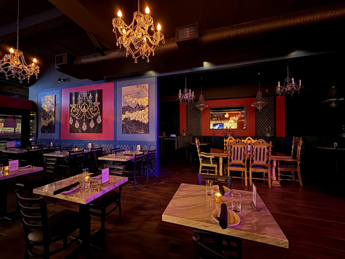 Chandelier Lounge