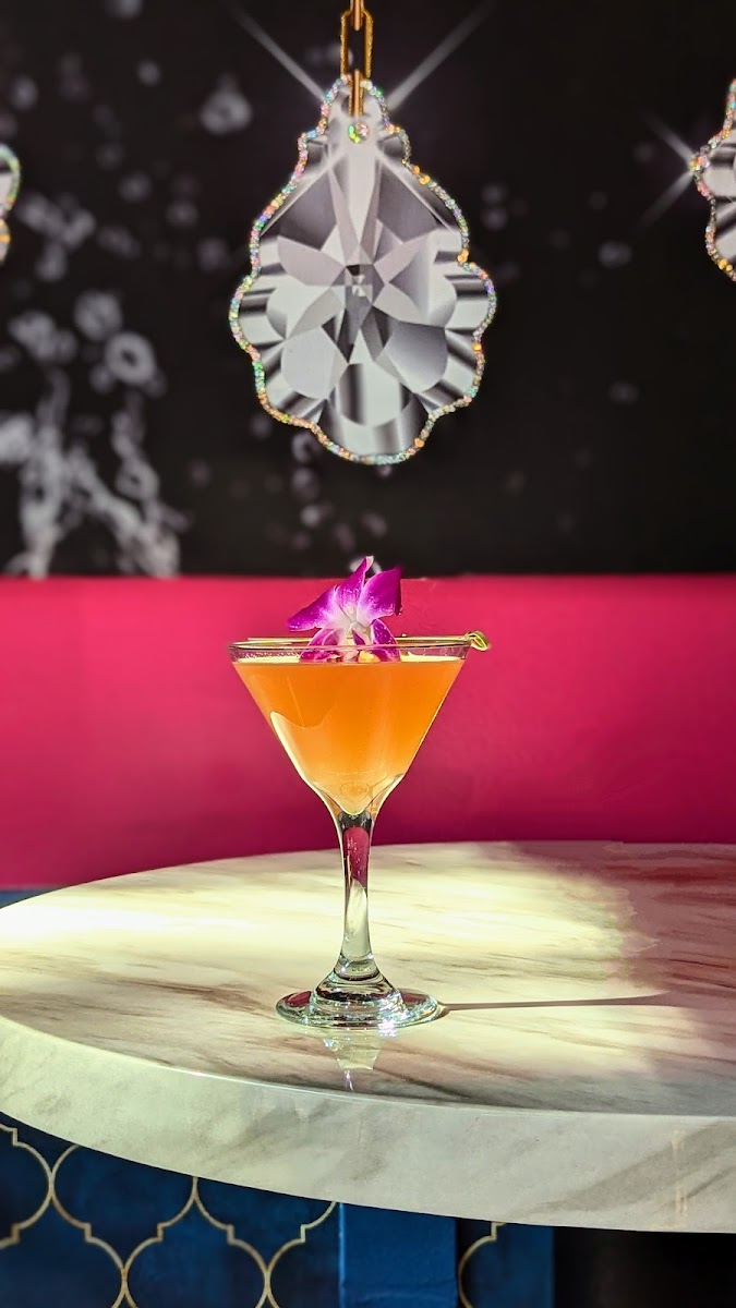 Chandelier Lounge