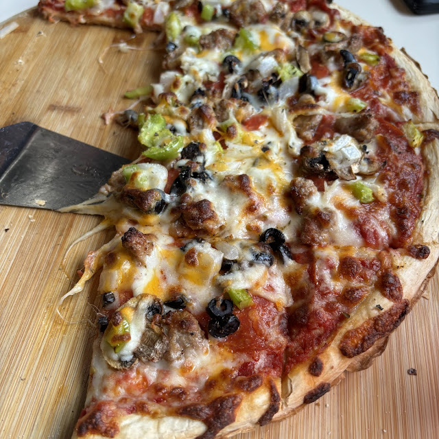 Deluxe Pizza
