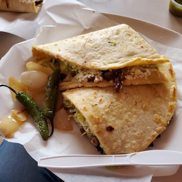 Quesadilla Con Carne Asada