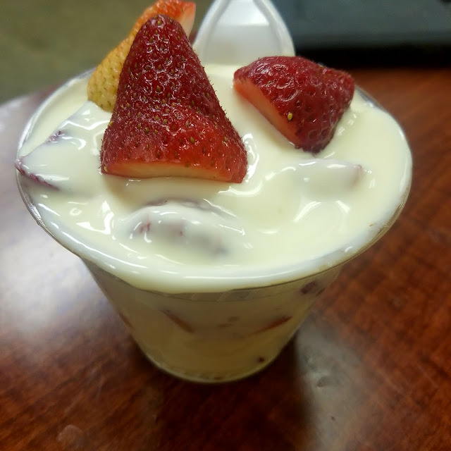 Fresas Con Crema and Cheese Cake