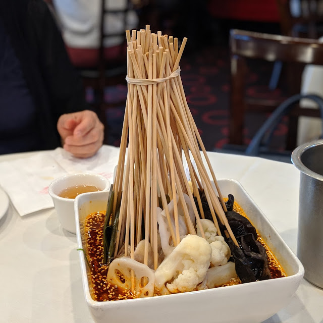 red chili chicken & mixed vegetable skewer 红油钵钵鸡