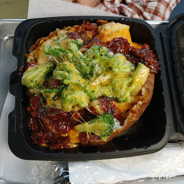 BBQ Pull Pork Sandwich with Broccoli