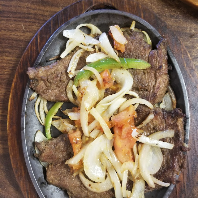 Bistec Encebollado