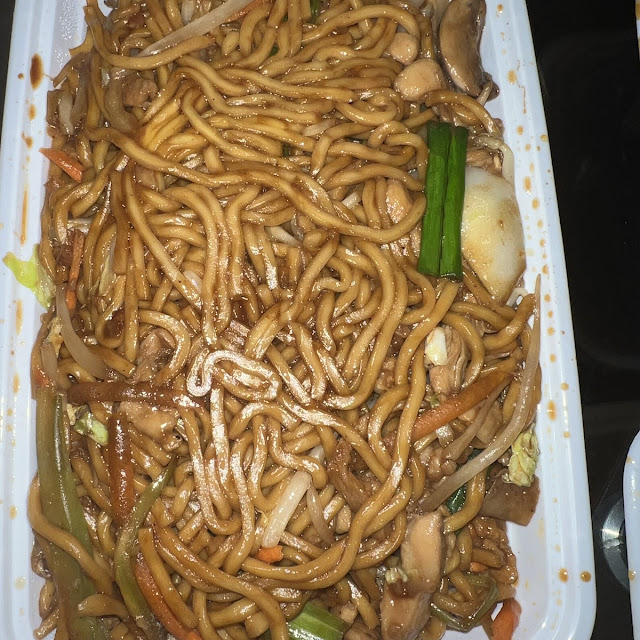 Shrimp Broccoli Lo Mein Combo