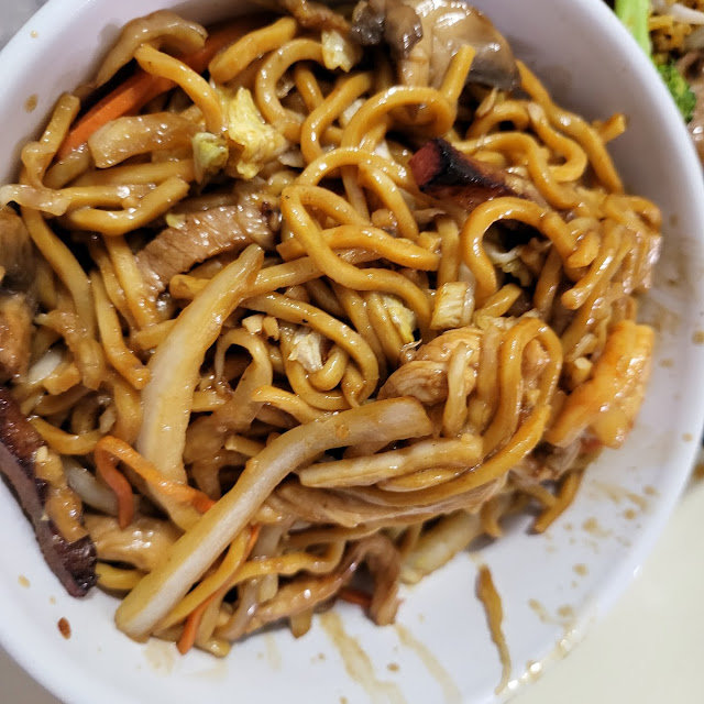 House Special Lo Mein