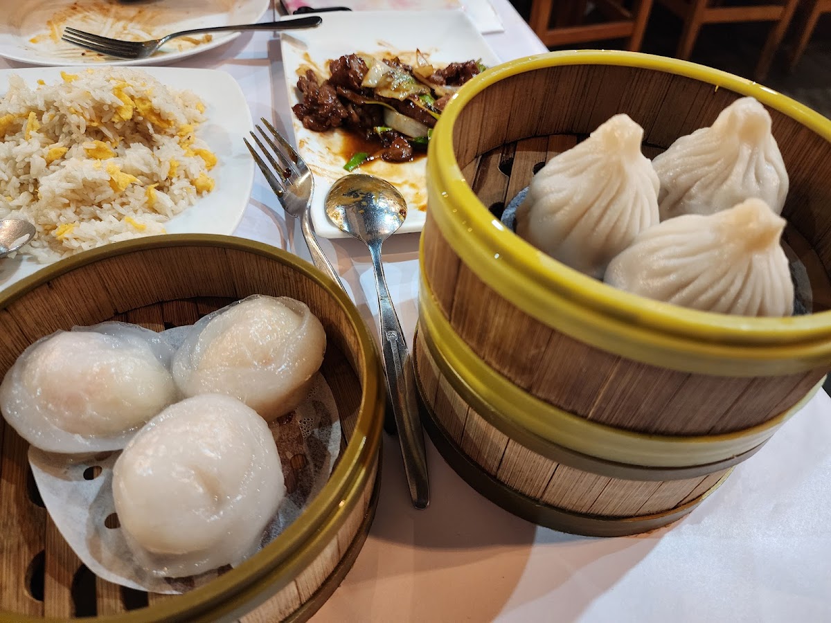 Chine On Paramount Chinese Restaurant