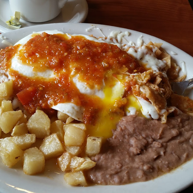 Chilaquiles Con Pollo