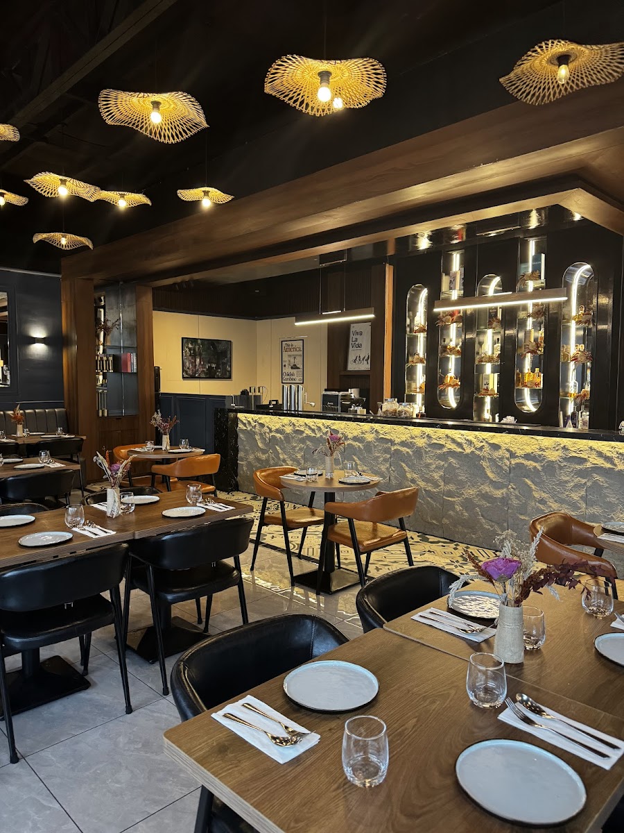Cosmic Dine & Lounge