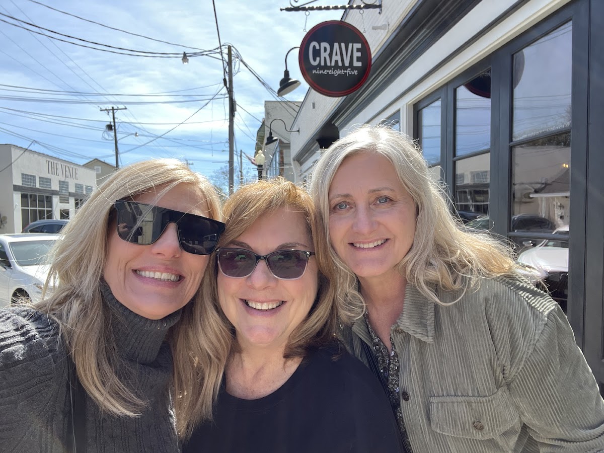 Crave 985