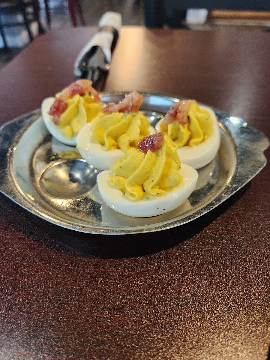 Crestwood Bistro