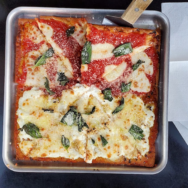 Half Margherita Half White Pizza
