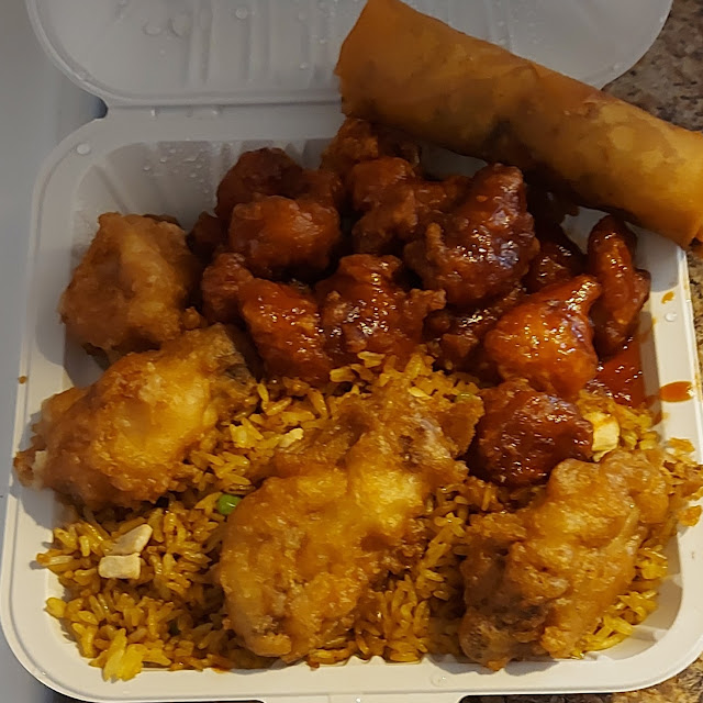 General TSO Chicken Chicken Wing Combination Plate