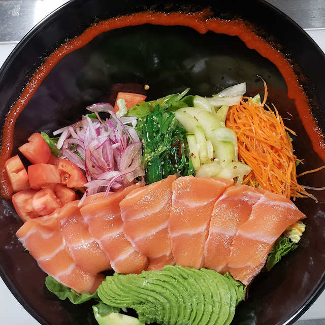 Sashimi Salad