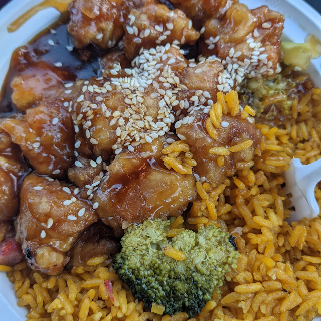 Sesame Chicken Lunch Special