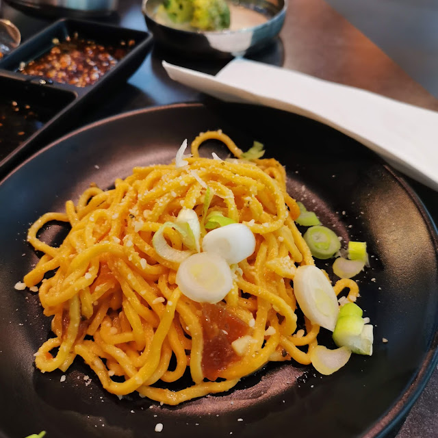 Garlic Noodles