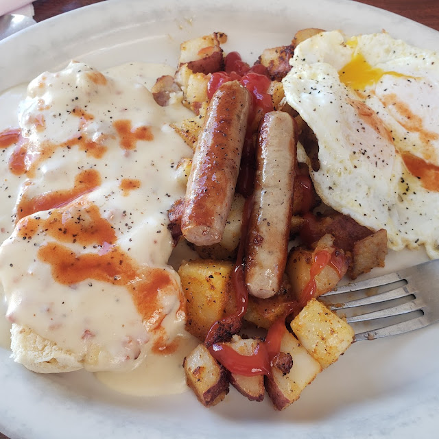 Link Sausage & Eggs