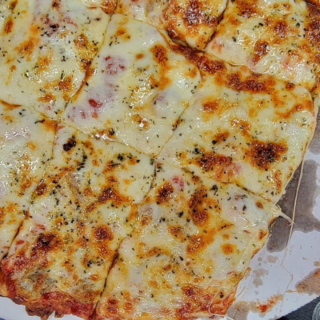1 2 Sausage 1 2 Pepperoni Family Pleaser