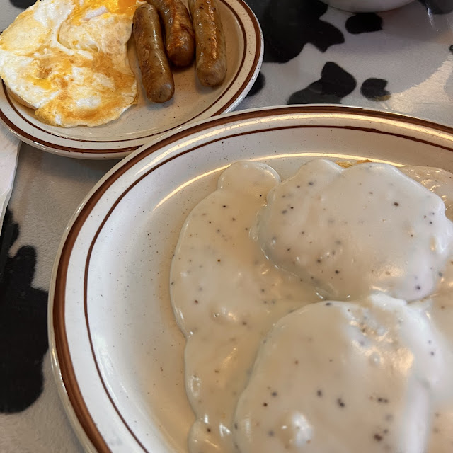 Biscuit and Gravy