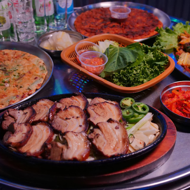 Pork & Oyster Bossam