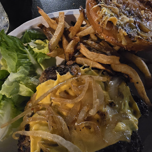 Provenza Quarter Pounder Burger