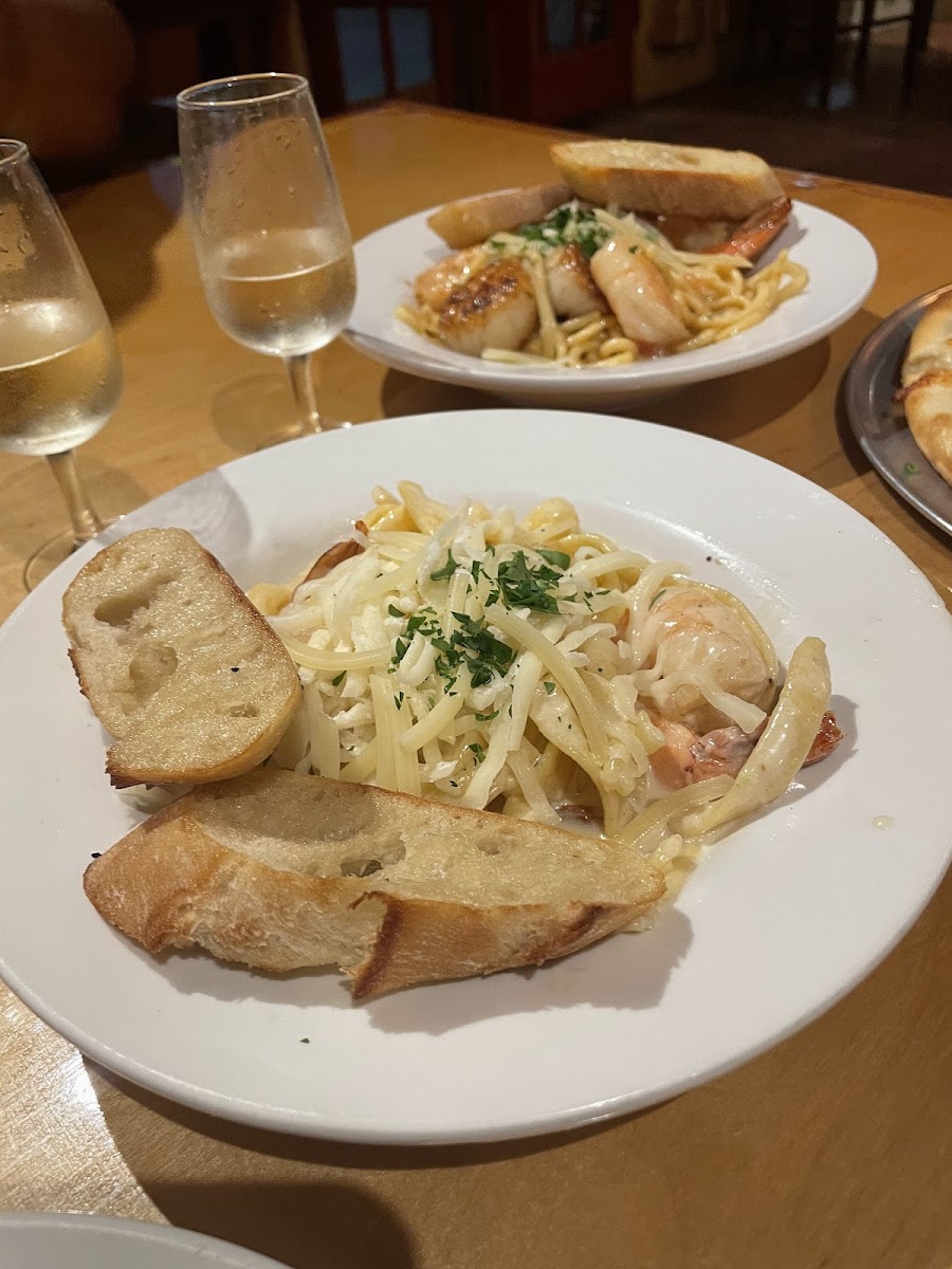 Dom De Luca's Restaurant