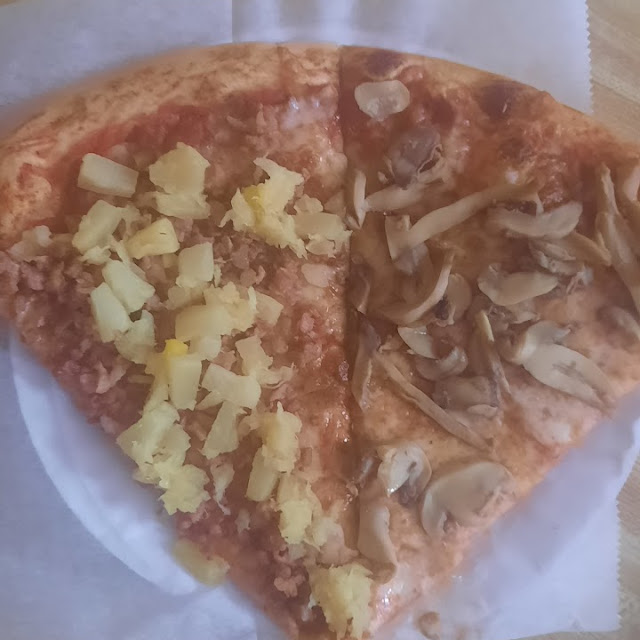 Slice with Mushrooms Slice with Bacon and Pineapple