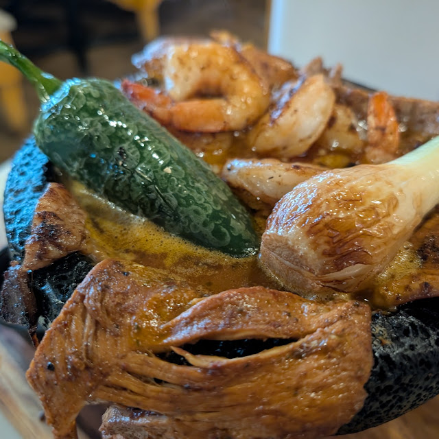 Volcano Molcajete