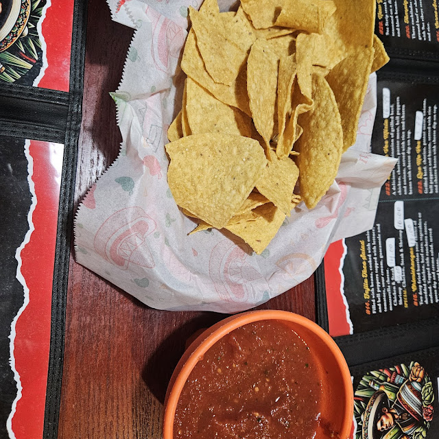 Chips & Salsa