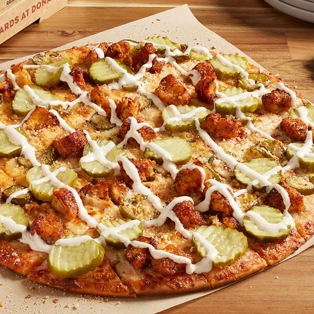 Hot Chicken Pizza