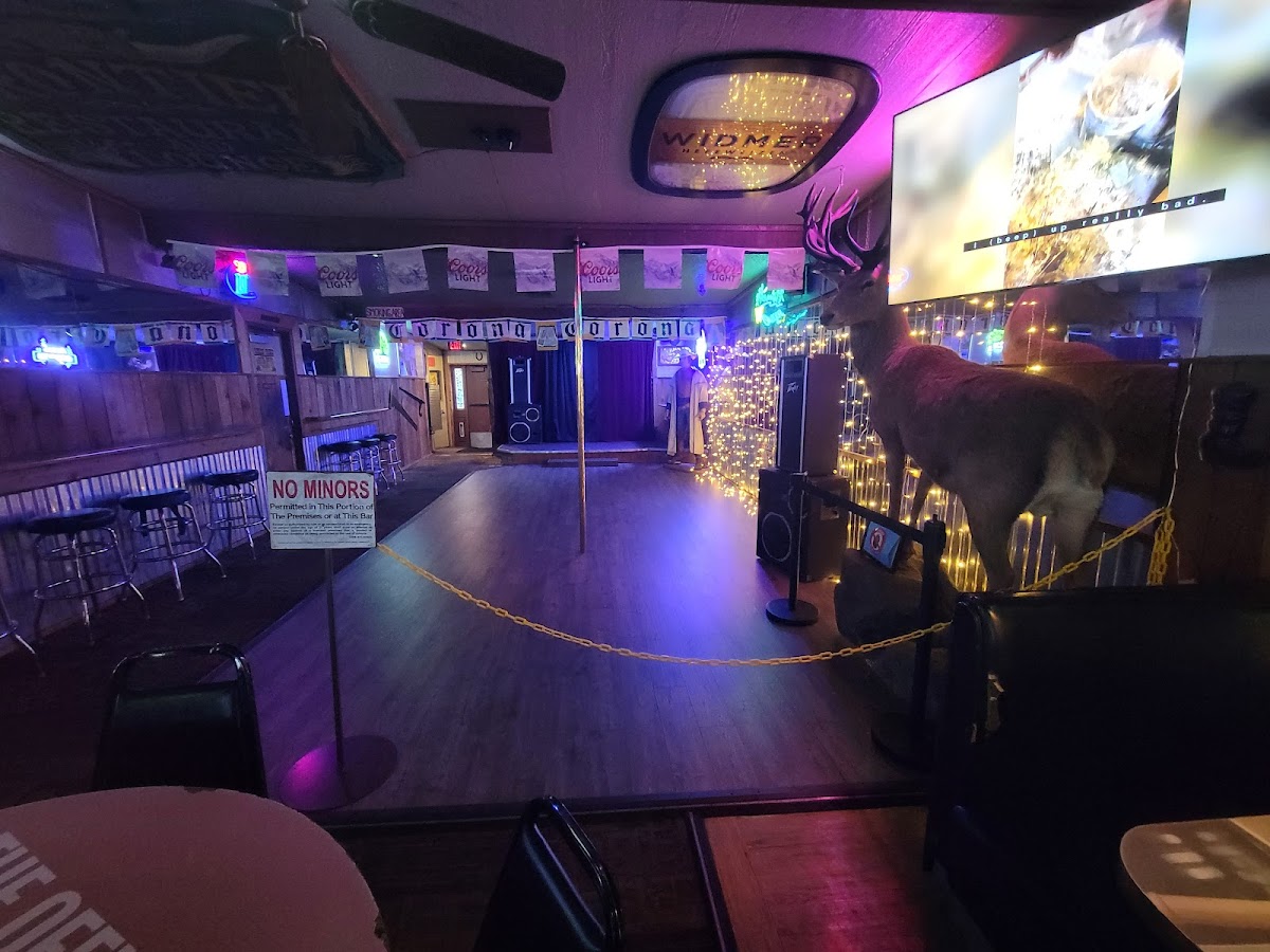 Downtown Restaurant & Lounge