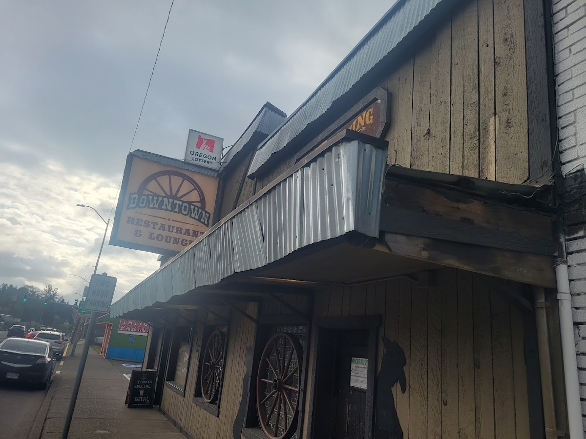 Downtown Restaurant & Lounge