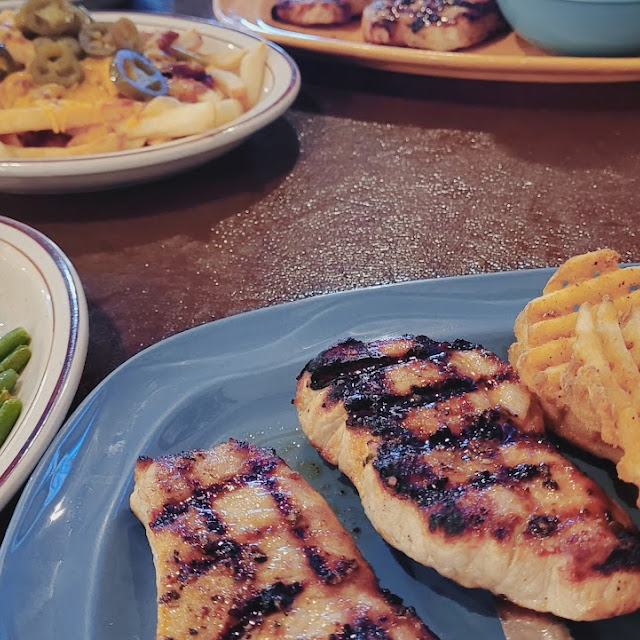 Pork Chops with Green Beans