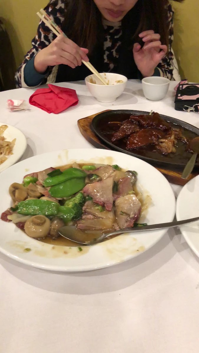 Dragon Inn Restaurant