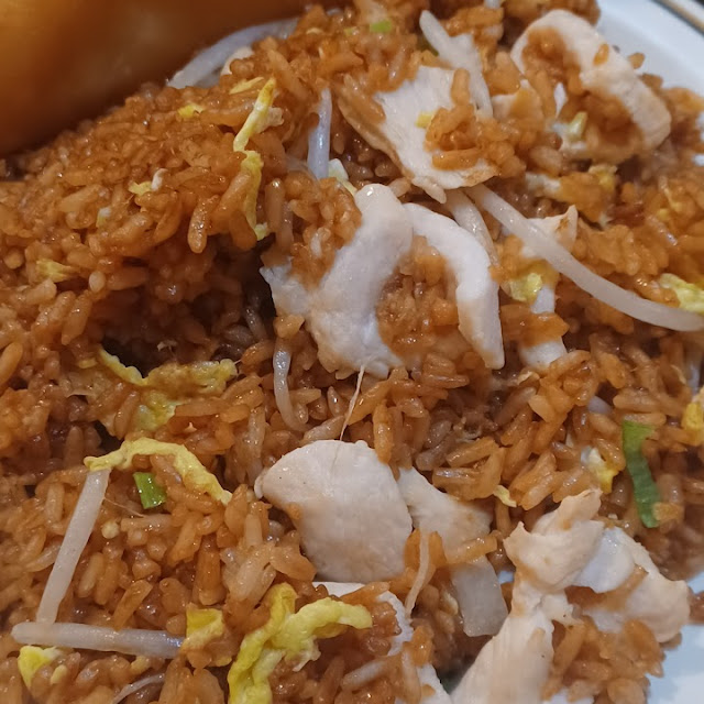 Chicken Fried Rice and Egg Roll
