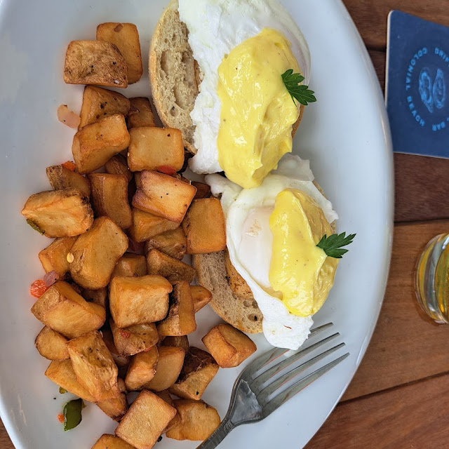 Eggs Benedict