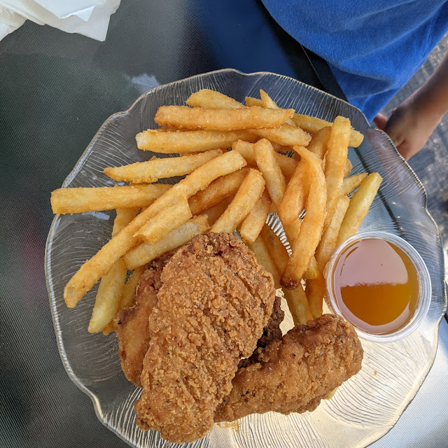 Kid's Chicken Fingers & Fries