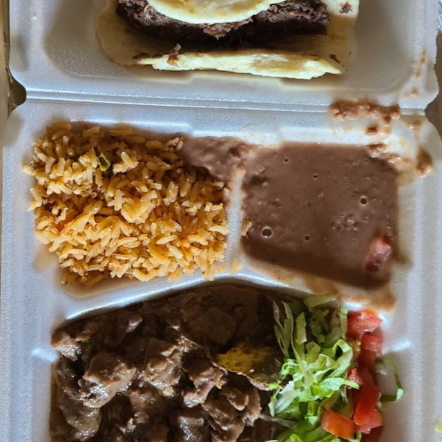 Carna Guisada & Barbacoa Taco