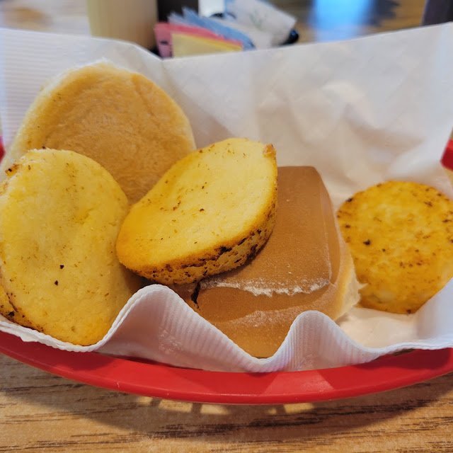 Hrolls & Cornbread