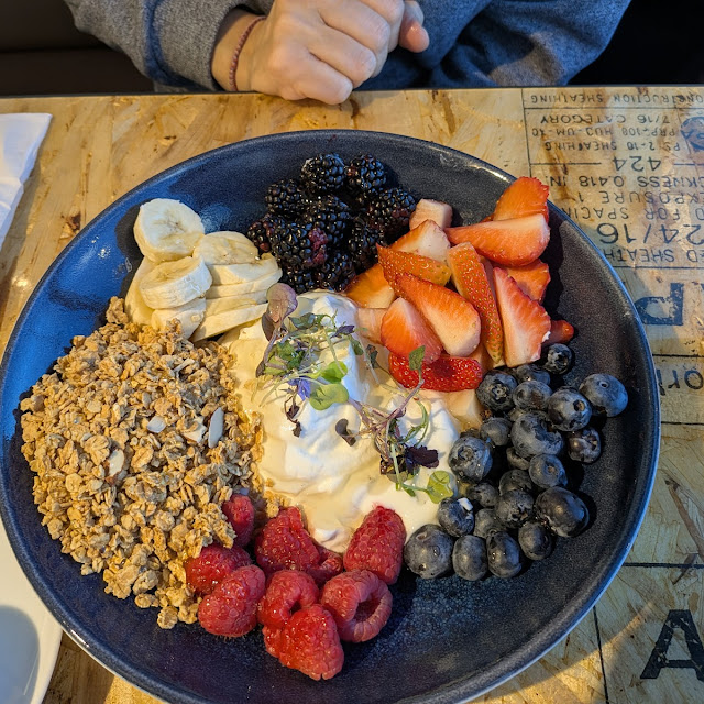 Yoghurt Parfait Bowl