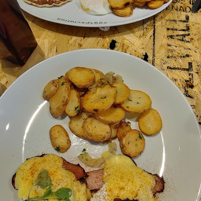 Eggsuberant