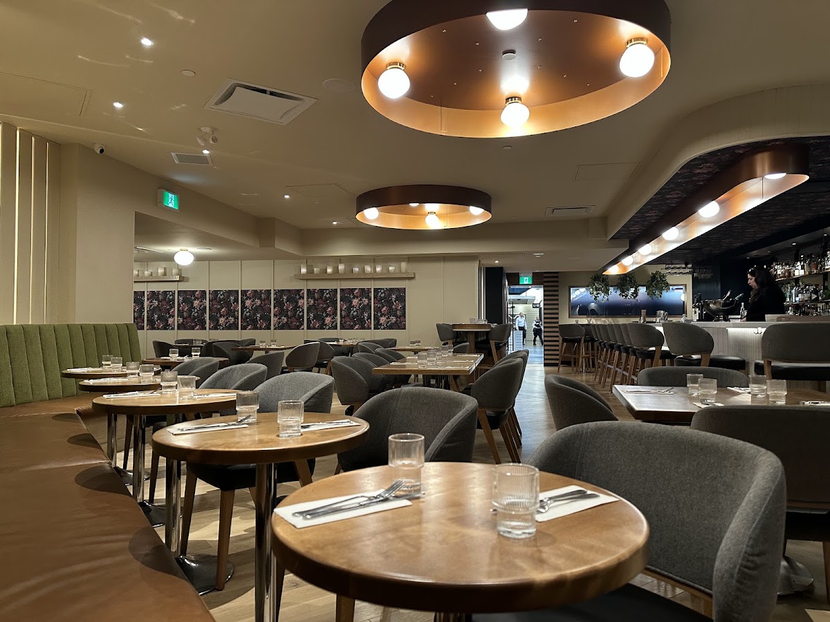 Eila Bistro Moderne