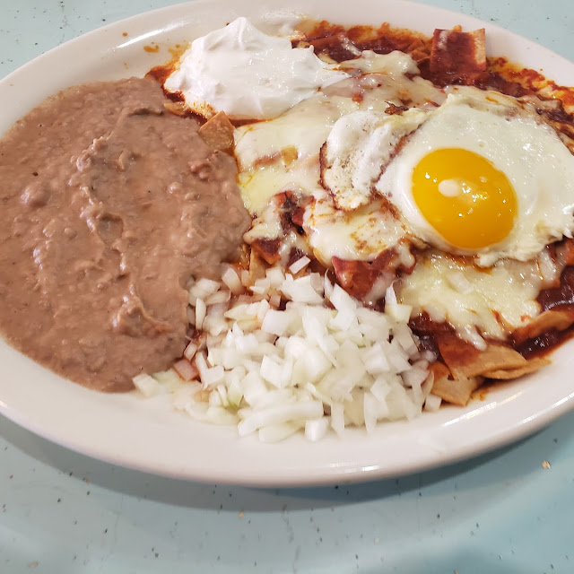 Chilaquiles Con Huevo