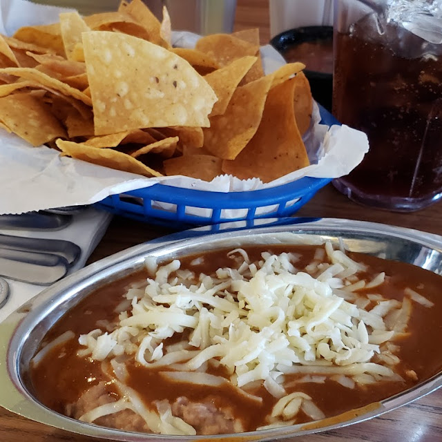 Chips & Dip