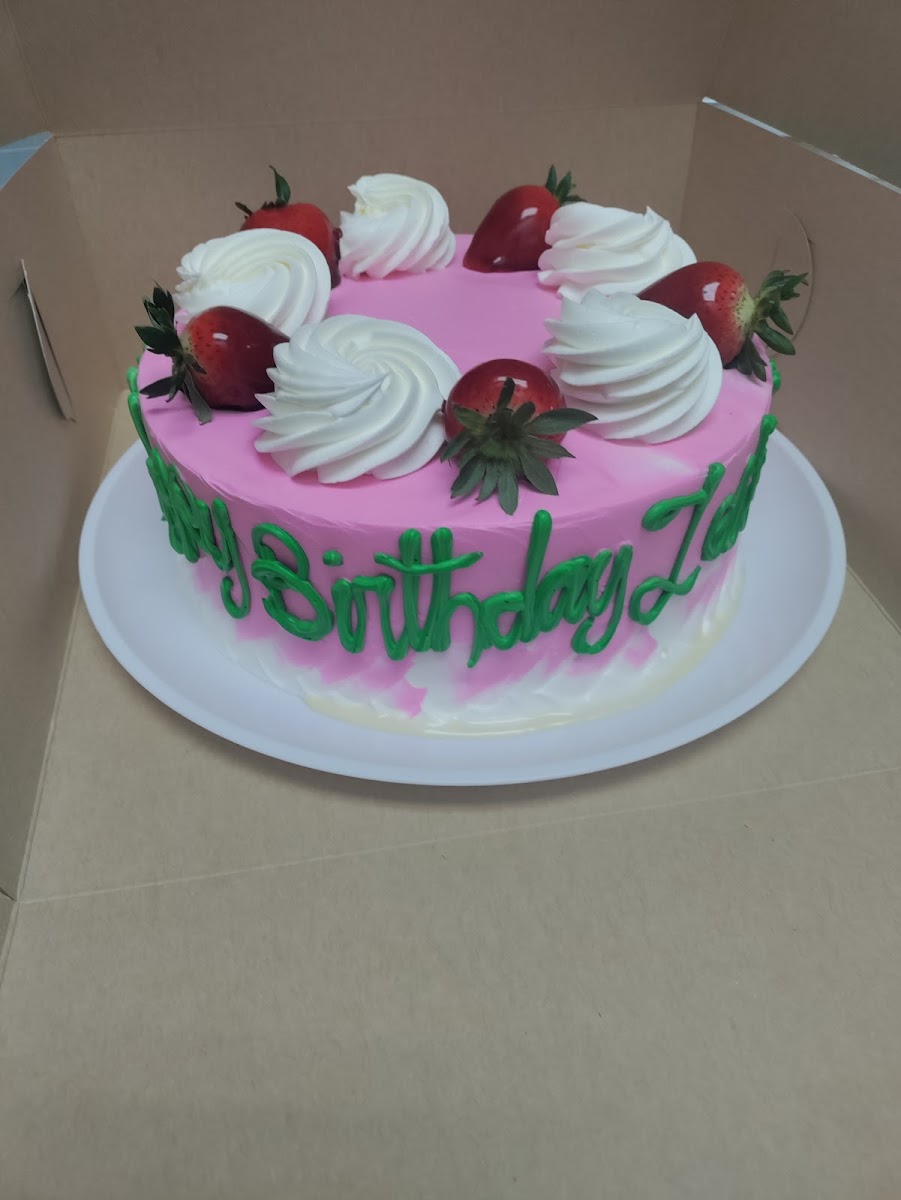 El Chantilly Bakery