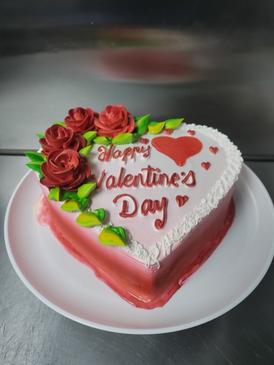 El Chantilly Bakery