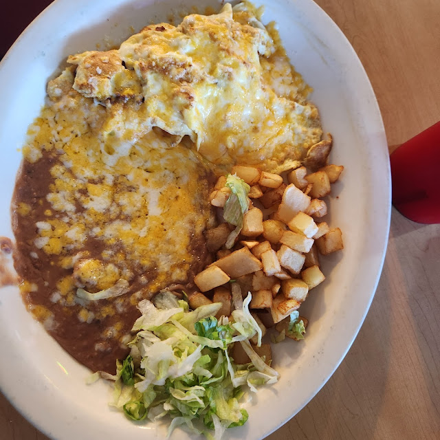 Chorizo Omelet w Papas Beans N Garnish