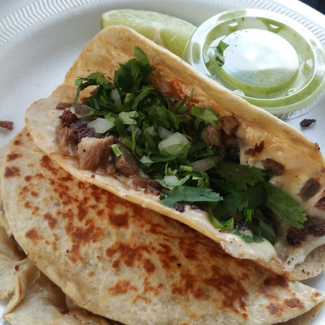 Quesadillas De Bistek